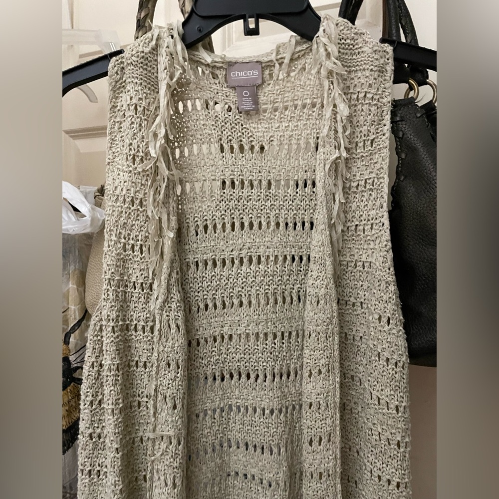 Chicos sleeveless cardigan, trimmed infringe, mid thigh length EUC